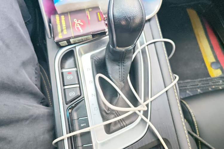 Used Geely Auto Binray 2021 1.4T CVT Asian Games Edition Gear Lever