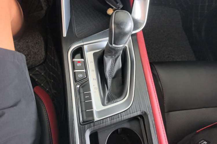 Used Geely Auto Binray 2021 1.4T CVT F-Sport Edition Gear Lever