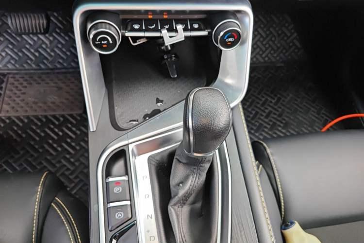 Used Geely Auto Binray 2021 1.4T CVT Asian Games Edition Gear Lever