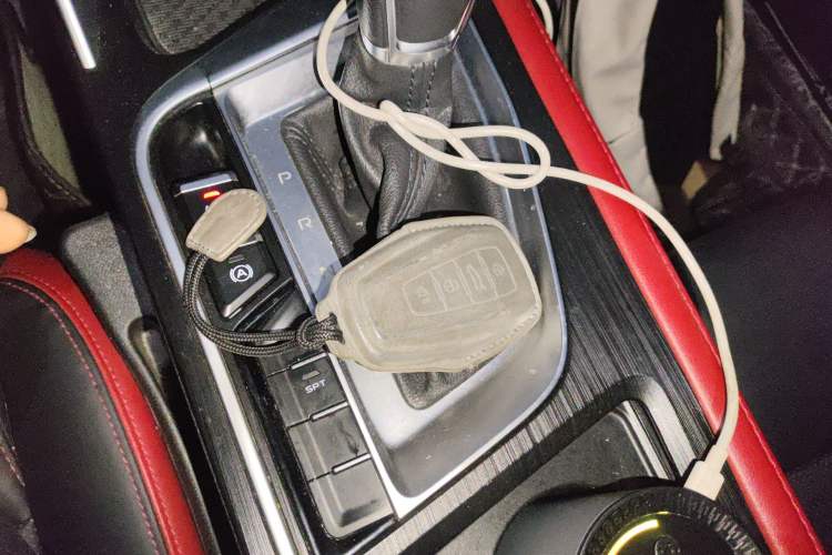 Used Geely Auto Binray 2021 1.4T CVT F-Sport Edition Gear Lever
