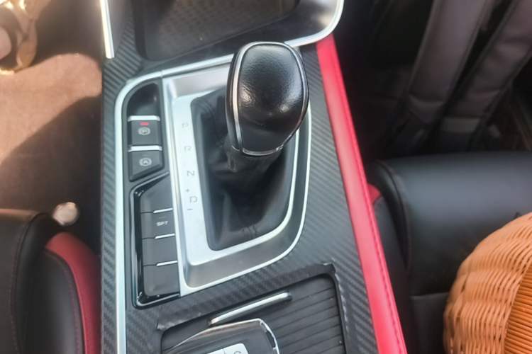 Used Geely Auto Binray 2021 1.4T CVT F-Sport Edition Gear Lever