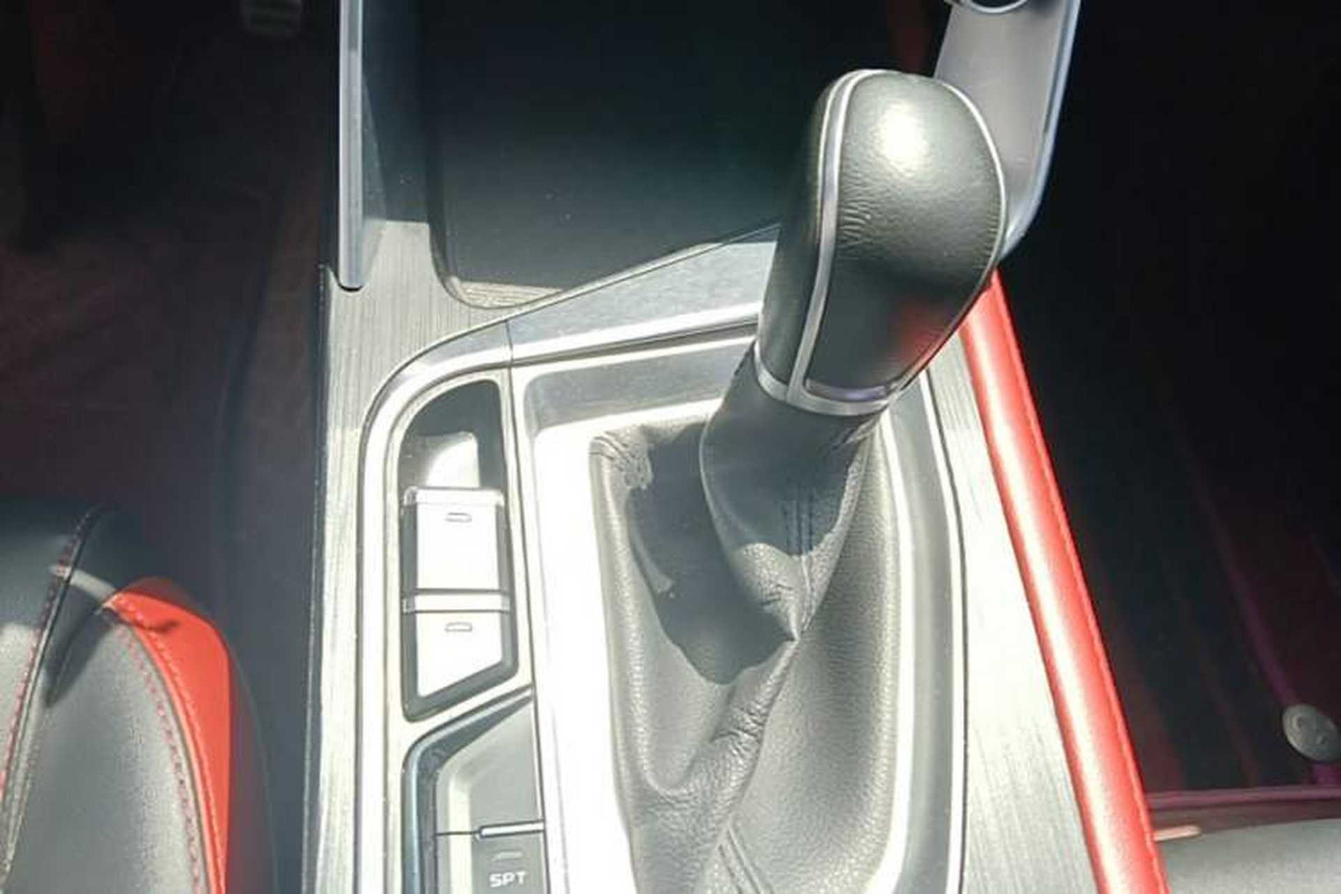 Used Geely Auto Binray 2021 1.4T CVT F-Sport Edition Gear Lever
