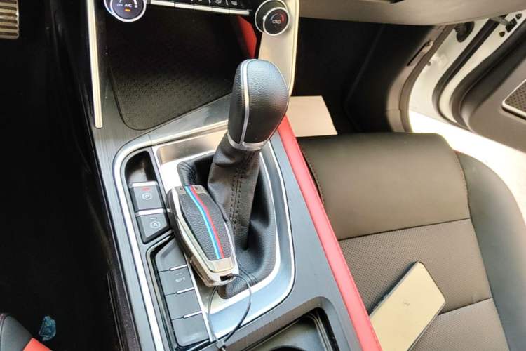 Used Geely Auto Binray 2021 1.4T CVT F-Sport Edition Gear Lever