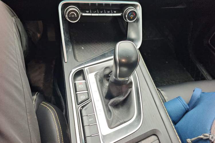 Used Geely Auto Binray 2021 1.4T CVT Asian Games Edition Gear Lever