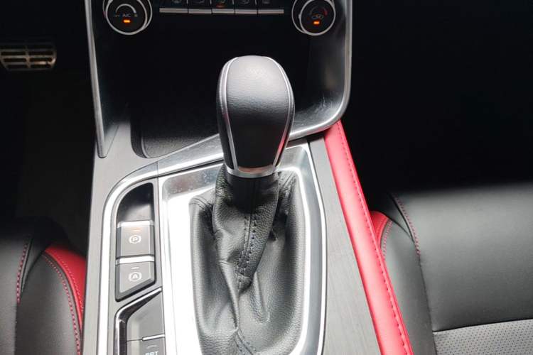 Used Geely Auto Binray 2021 1.4T CVT F-Sport Edition Gear Lever