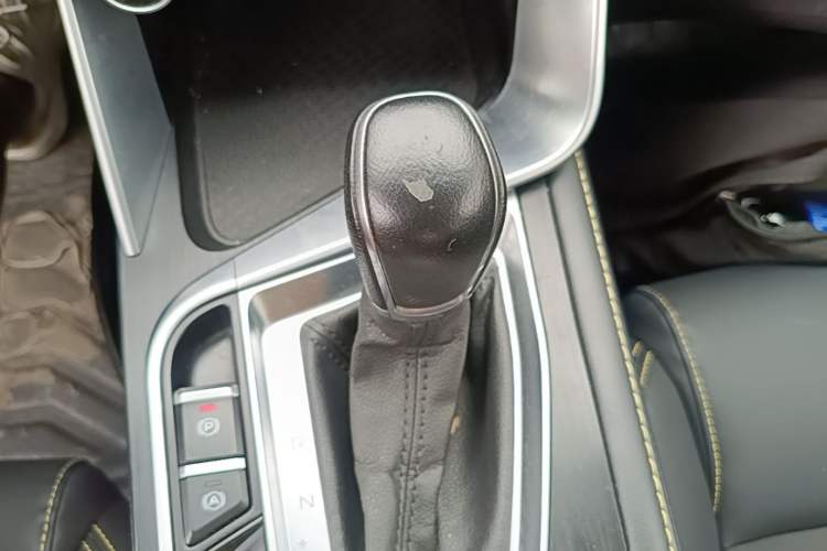 Used Geely Auto Binray 2021 1.4T CVT Asian Games Edition Gear Lever