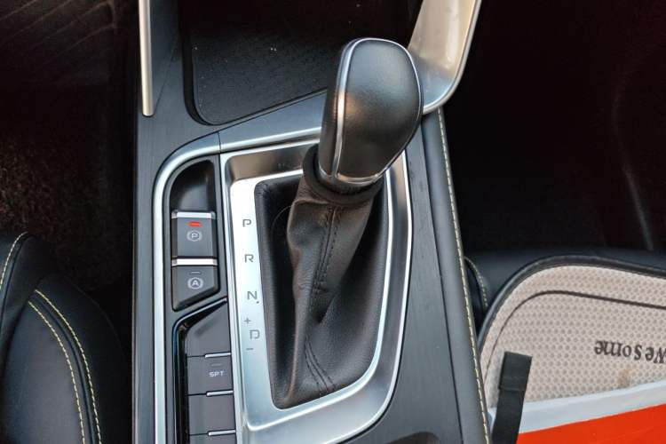 Used Geely Auto Binray 2021 1.4T CVT Asian Games Edition Gear Lever