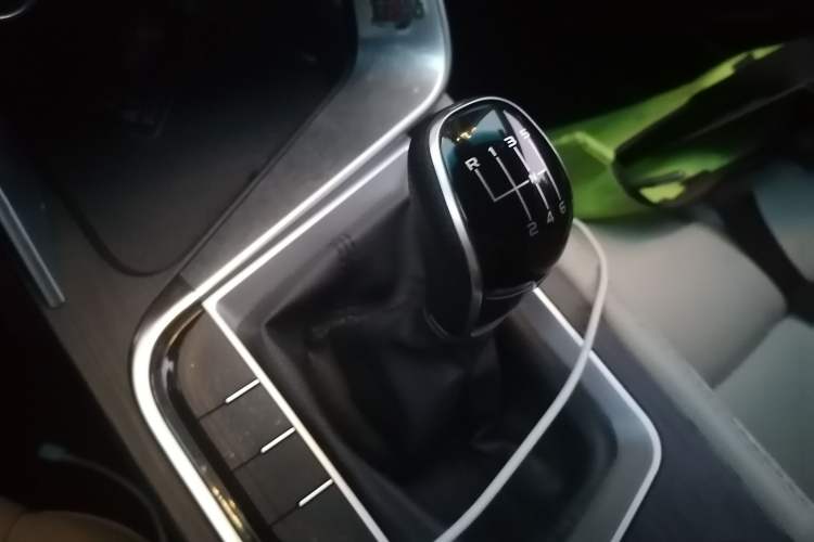 Used Geely Auto Binray 2021 1.4T Manual Luxury Edition Gear Lever