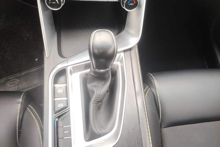 Used Geely Auto Binray 2021 1.4T CVT Asian Games Edition Gear Lever