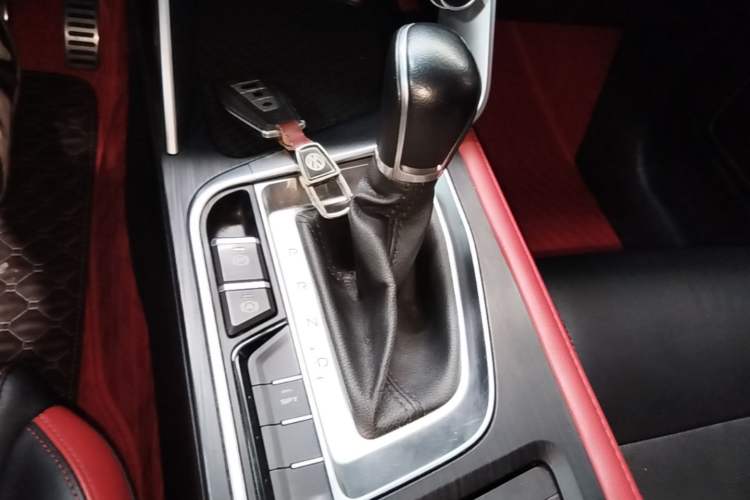 Used Geely Auto Binray 2021 1.4T CVT F-Sport Edition Gear Lever