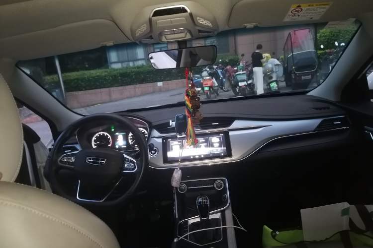Used Geely Auto Binray 2021 1.4T Manual Luxury Edition Headliner