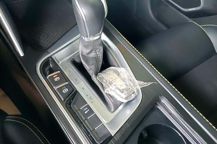 Used Geely Auto Binray 2021 1.4T CVT Asian Games Edition Interior 1