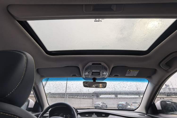 Used Geely Auto Binray 2021 1.4T CVT Asian Games Edition Interior 10