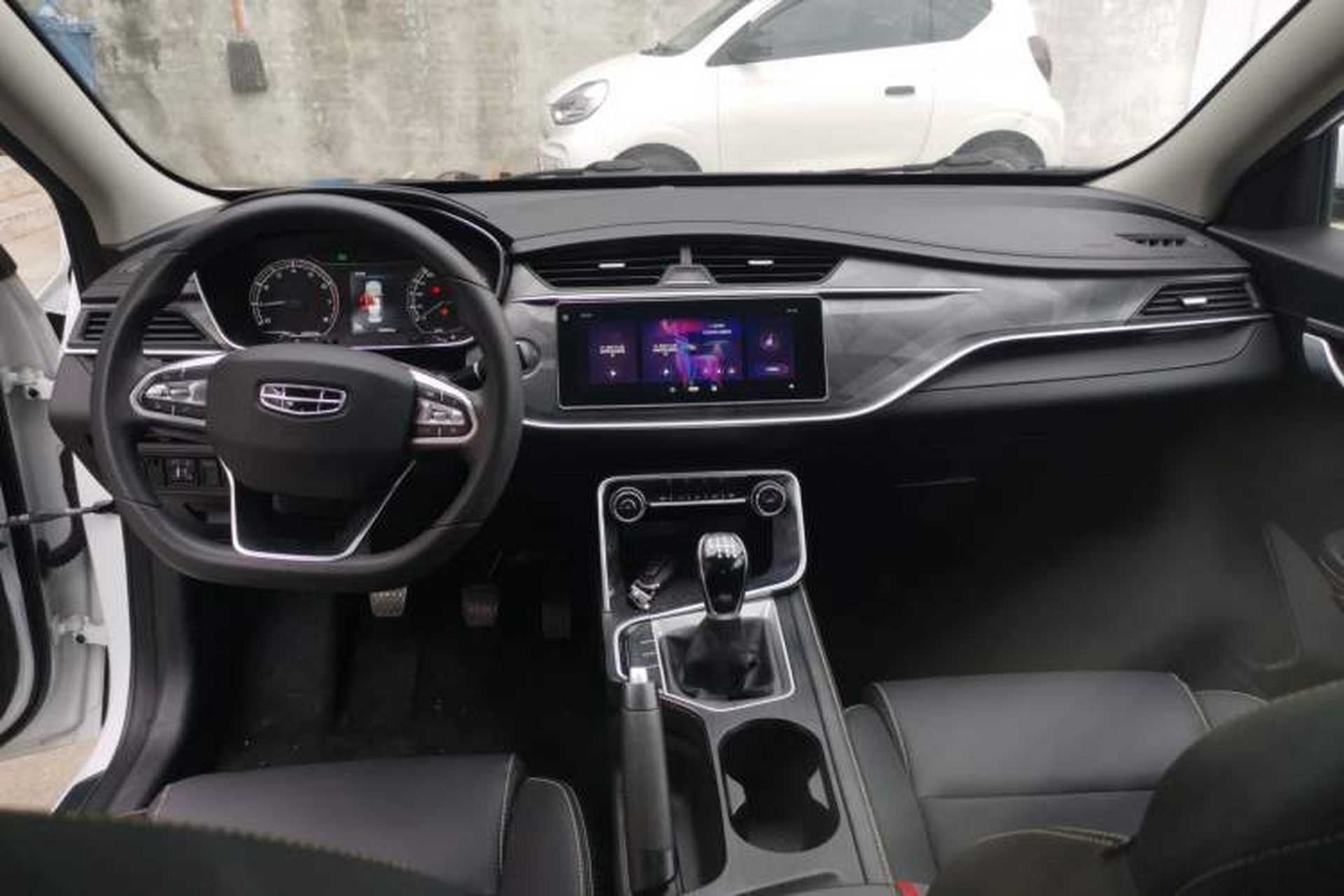 Used Geely Auto Binray 2021 1.4T Manual Luxury Edition Interior 2