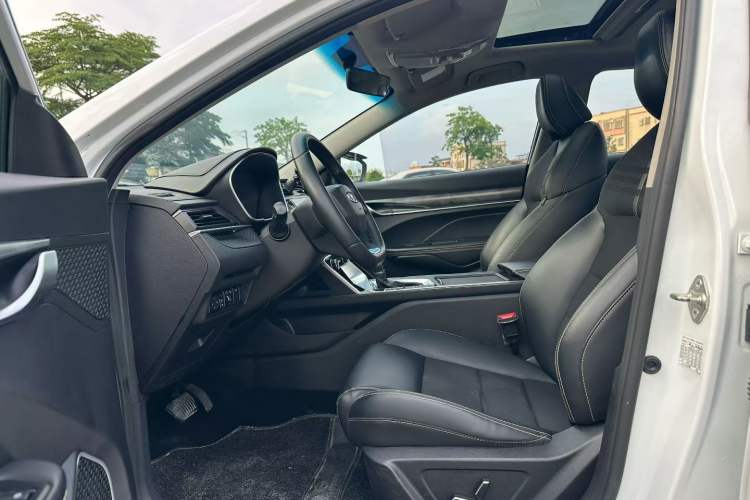 Used Geely Auto Binray 2021 1.4T CVT Asian Games Edition Interior 4