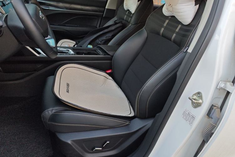 Used Geely Auto Binray 2021 1.4T CVT Asian Games Edition Left Front Seat