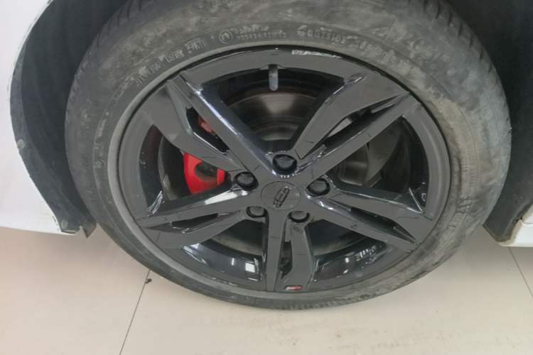 Used Geely Auto Binray 2021 1.4T CVT F-Sport Edition Left Front Wheel Hub