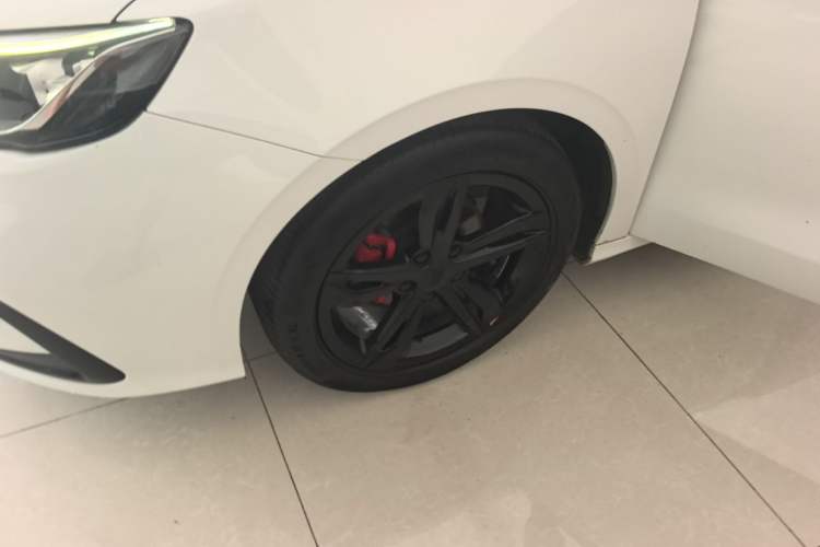 Used Geely Auto Binray 2021 1.4T CVT F-Sport Edition Left Front Wheel Hub