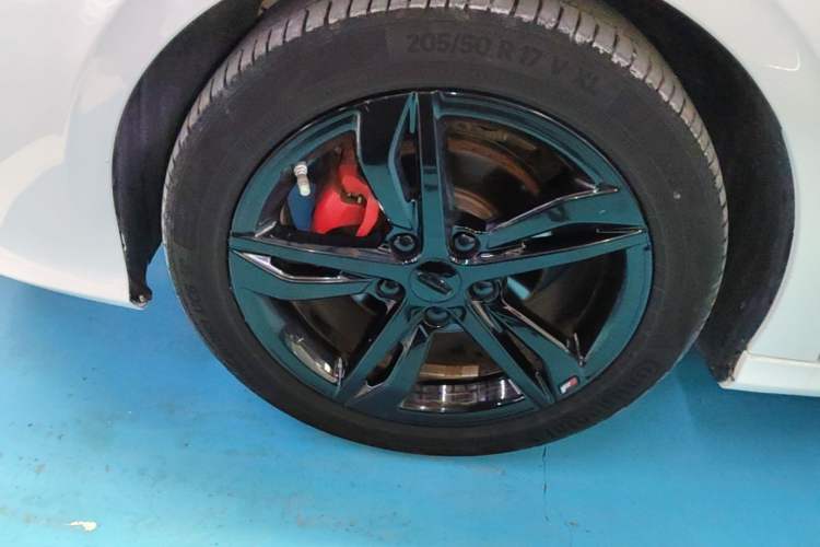 Used Geely Auto Binray 2021 1.4T CVT F-Sport Edition Left Front Wheel Hub