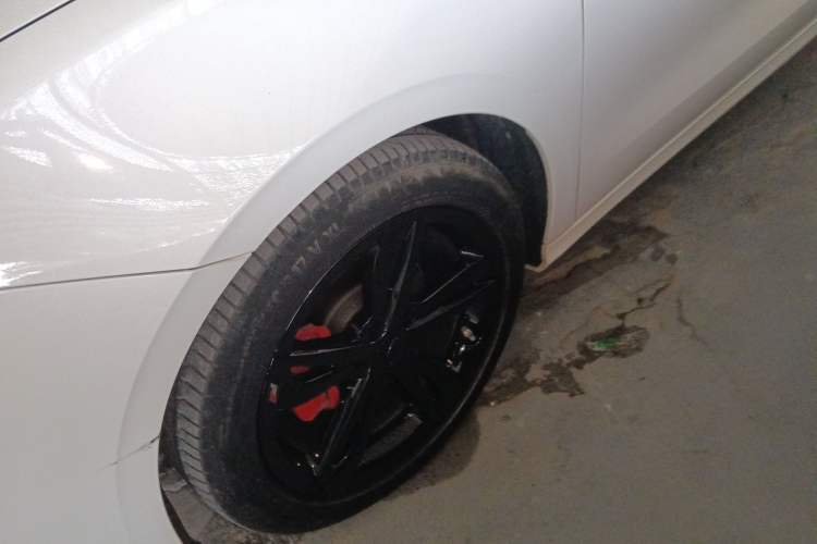 Used Geely Auto Binray 2021 1.4T CVT F-Sport Edition Left Front Wheel Hub