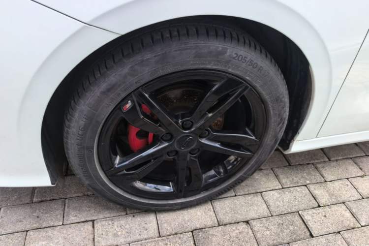 Used Geely Auto Binray 2021 1.4T CVT F-Sport Edition Left Front Wheel Hub