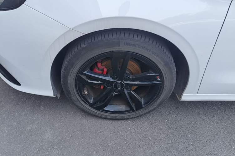 Used Geely Auto Binray 2021 1.4T CVT F-Sport Edition Left Front Wheel Hub