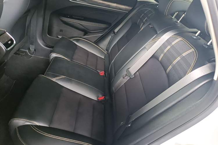 Used Geely Auto Binray 2021 1.4T CVT Asian Games Edition Left Rear Seat