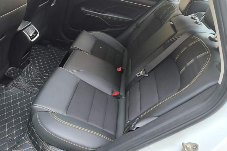 Used Geely Auto Binray 2021 1.4T CVT Asian Games Edition Left Rear Seat