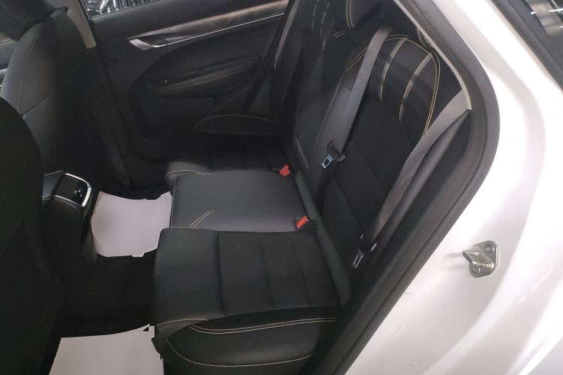 Used Geely Auto Binray 2021 1.4T CVT Asian Games Edition Left Rear Seat