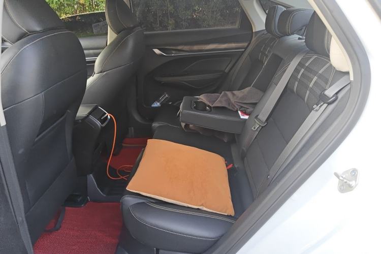Used Geely Auto Binray 2021 1.4T CVT Asian Games Edition Left Rear Seat