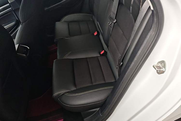 Used Geely Auto Binray 2021 1.4T CVT Asian Games Edition Left Rear Seat