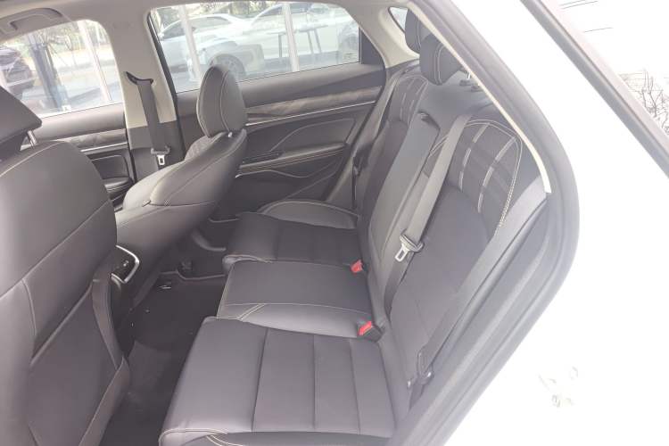 Used Geely Auto Binray 2021 1.4T CVT Asian Games Edition Left Rear Seat