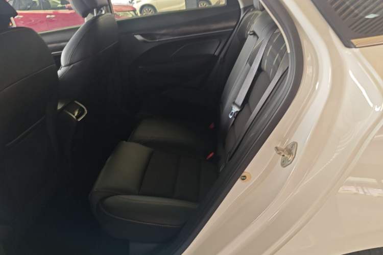 Used Geely Auto Binray 2021 1.4T CVT Asian Games Edition Left Rear Seat