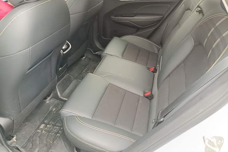 Used Geely Auto Binray 2021 1.4T CVT Asian Games Edition Left Rear Seat