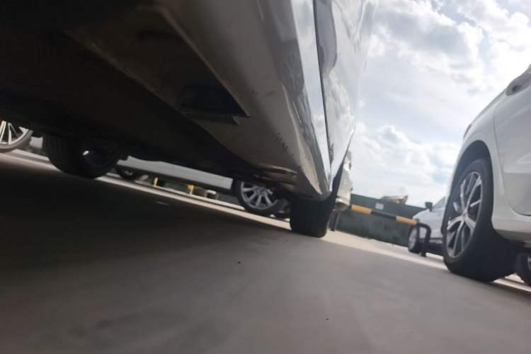 Used Geely Auto Binray 2021 1.4T CVT F-Sport Edition Left Side Sill
