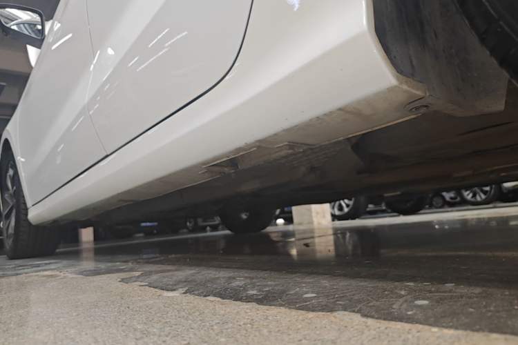 Used Geely Auto Binray 2021 1.4T CVT Asian Games Edition Left Side Sill