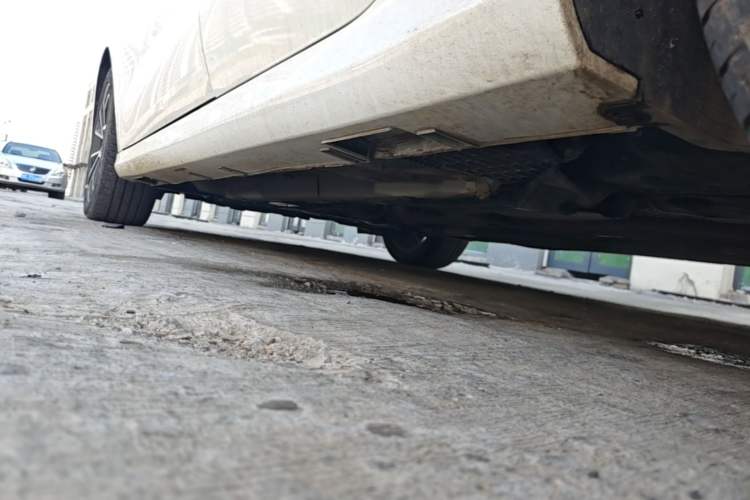 Used Geely Auto Binray 2021 1.4T CVT Asian Games Edition Left Side Sill