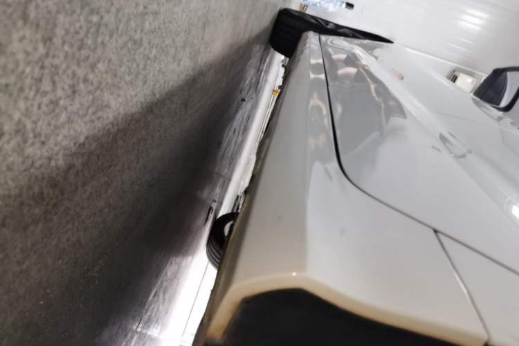 Used Geely Auto Binray 2021 1.4T CVT Asian Games Edition Left Side Sill