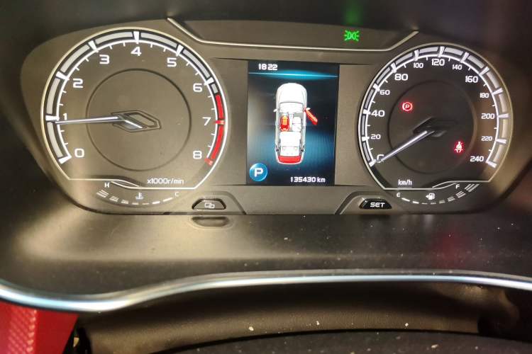 Used Geely Auto Binray 2021 1.4T CVT F-Sport Edition Odometer Close Up