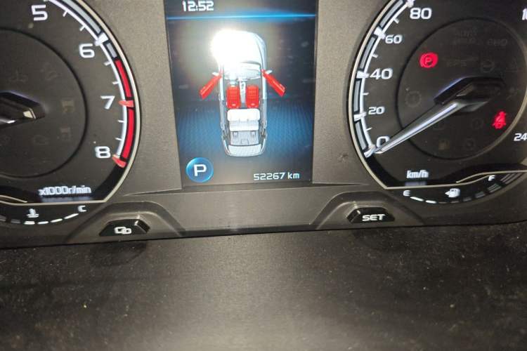 Used Geely Auto Binray 2021 1.4T CVT F-Sport Edition Odometer Close Up