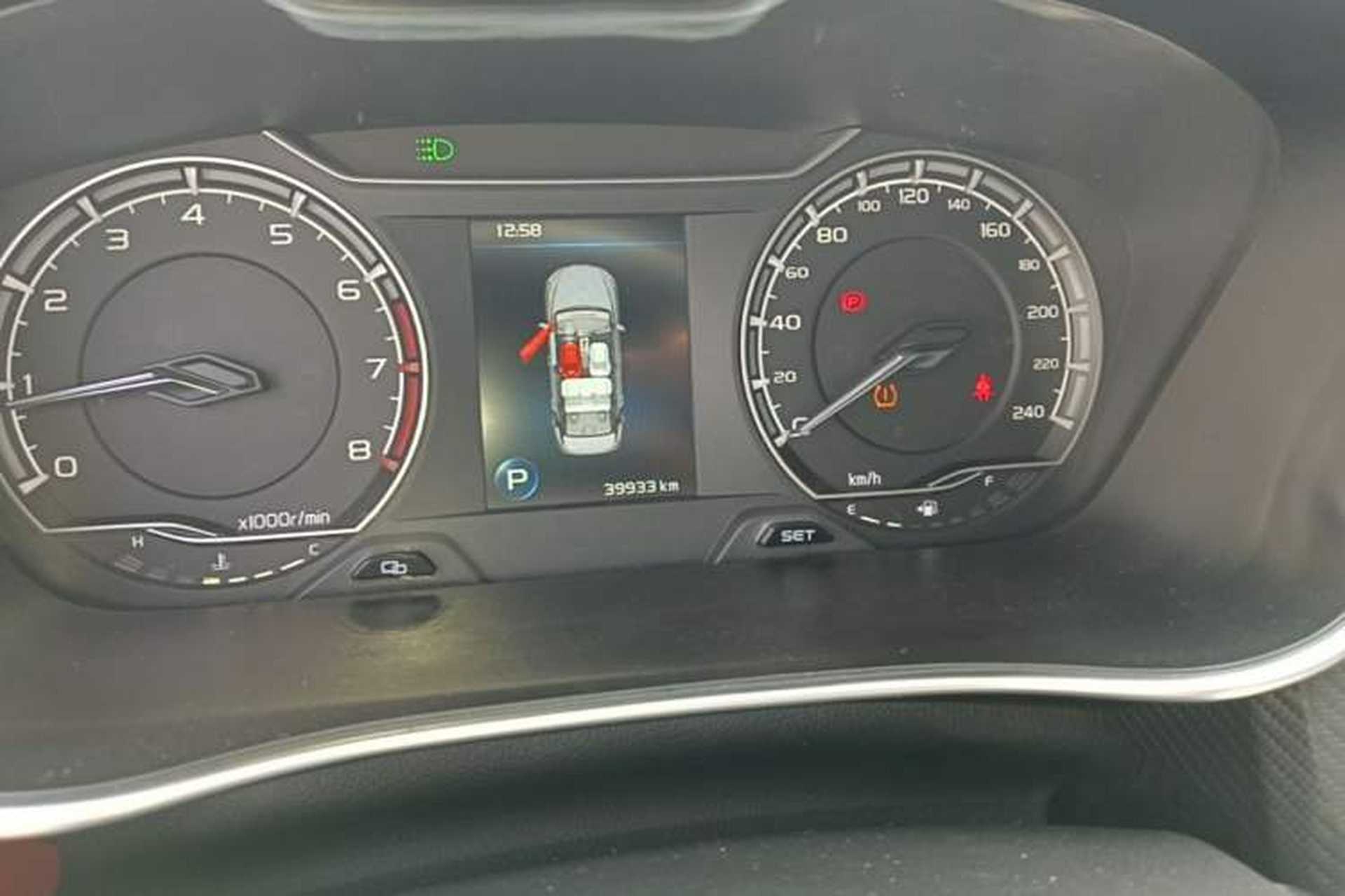Used Geely Auto Binray 2021 1.4T CVT F-Sport Edition Odometer Close Up