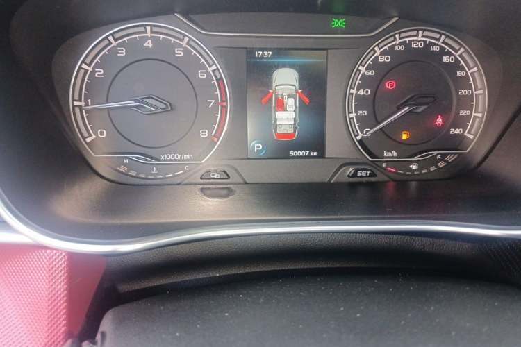 Used Geely Auto Binray 2021 1.4T CVT F-Sport Edition Odometer Close Up