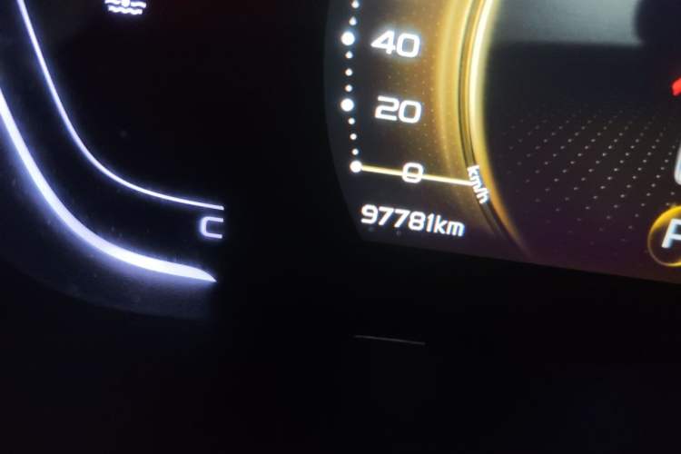 Used Geely Auto Binray 2021 1.4T CVT Asian Games Edition Odometer Close Up