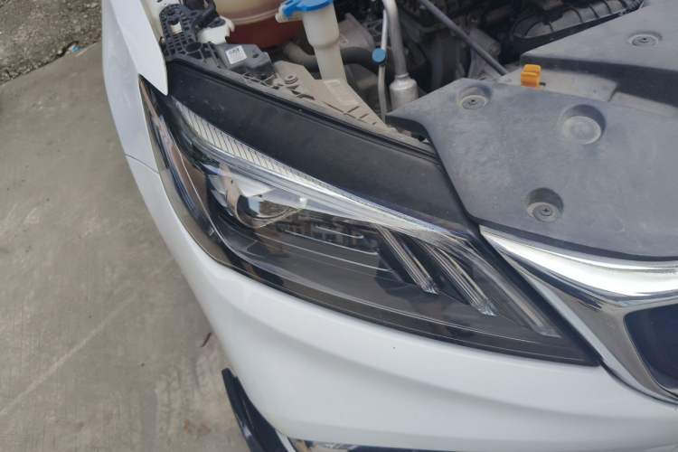 Used Geely Auto Binray 2021 1.4T CVT Asian Games Edition Right Front Headlight