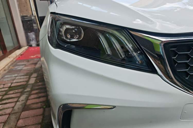 Used Geely Auto Binray 2021 1.4T CVT Asian Games Edition Right Front Headlight