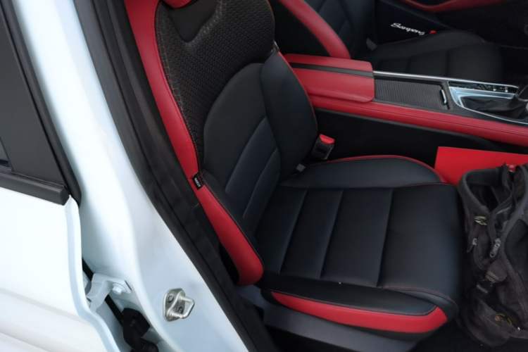 Used Geely Auto Binray 2021 1.4T CVT Asian Games Edition Right Front Seat