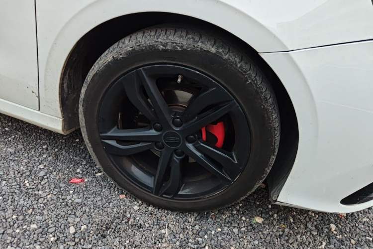 Used Geely Auto Binray 2021 1.4T CVT F-Sport Edition Right Front Wheel Hub
