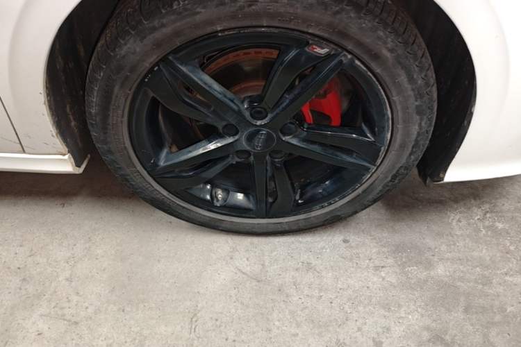 Used Geely Auto Binray 2021 1.4T CVT F-Sport Edition Right Front Wheel Hub