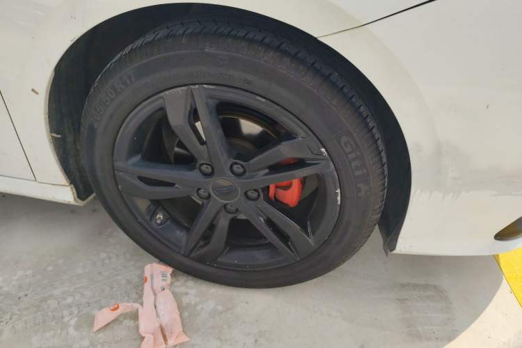 Used Geely Auto Binray 2021 1.4T CVT F-Sport Edition Right Front Wheel Hub