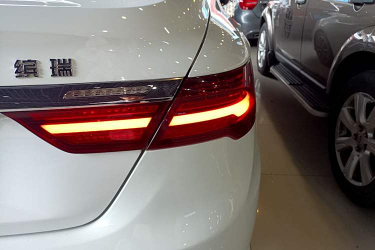 Used Geely Auto Binray 2021 1.4T CVT Asian Games Edition Right Rear Taillight